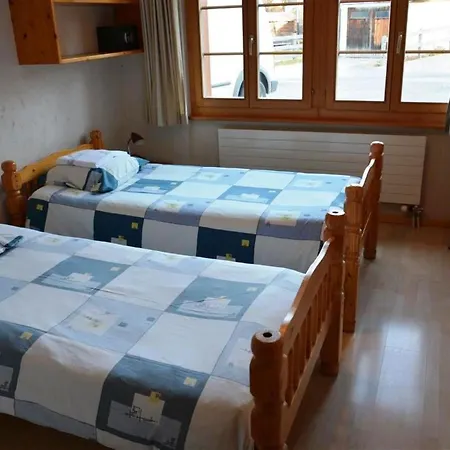 Jacqueline 1 Appartement-fewo- Dusche Oder Bad- Wc 6-bettwohnung By Interhome شقة غشتاد