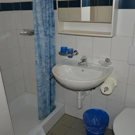 Jacqueline 1 Appartement-fewo- Dusche Oder Bad- Wc 6-bettwohnung By Interhome شقة *